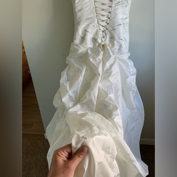 ▶️ justin alexander wedding dress 8 Swarovski crystals lace up back train 8300 - Picture 13 of 16
